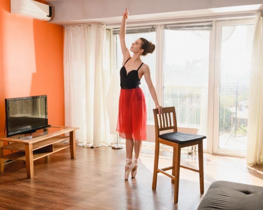 ballet_dance_at_home.jpg